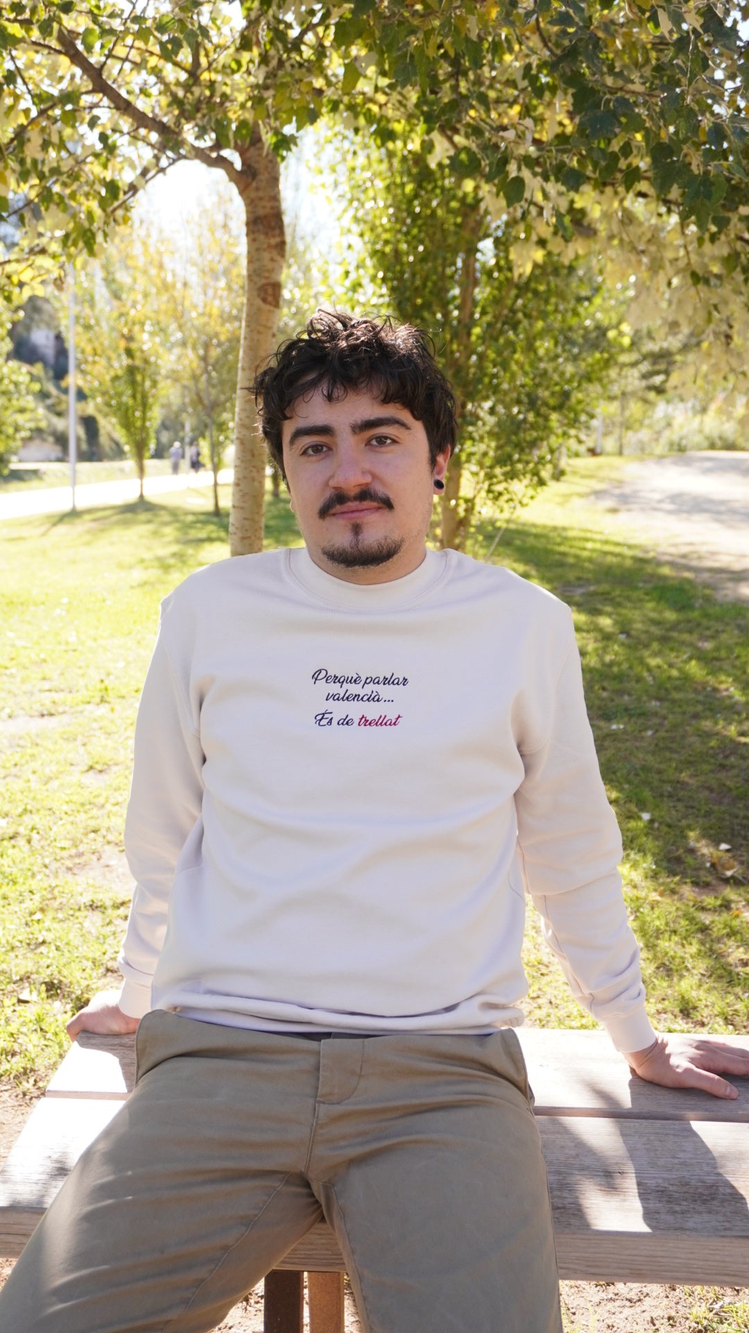 Dessudadora bordada "És de trellat"